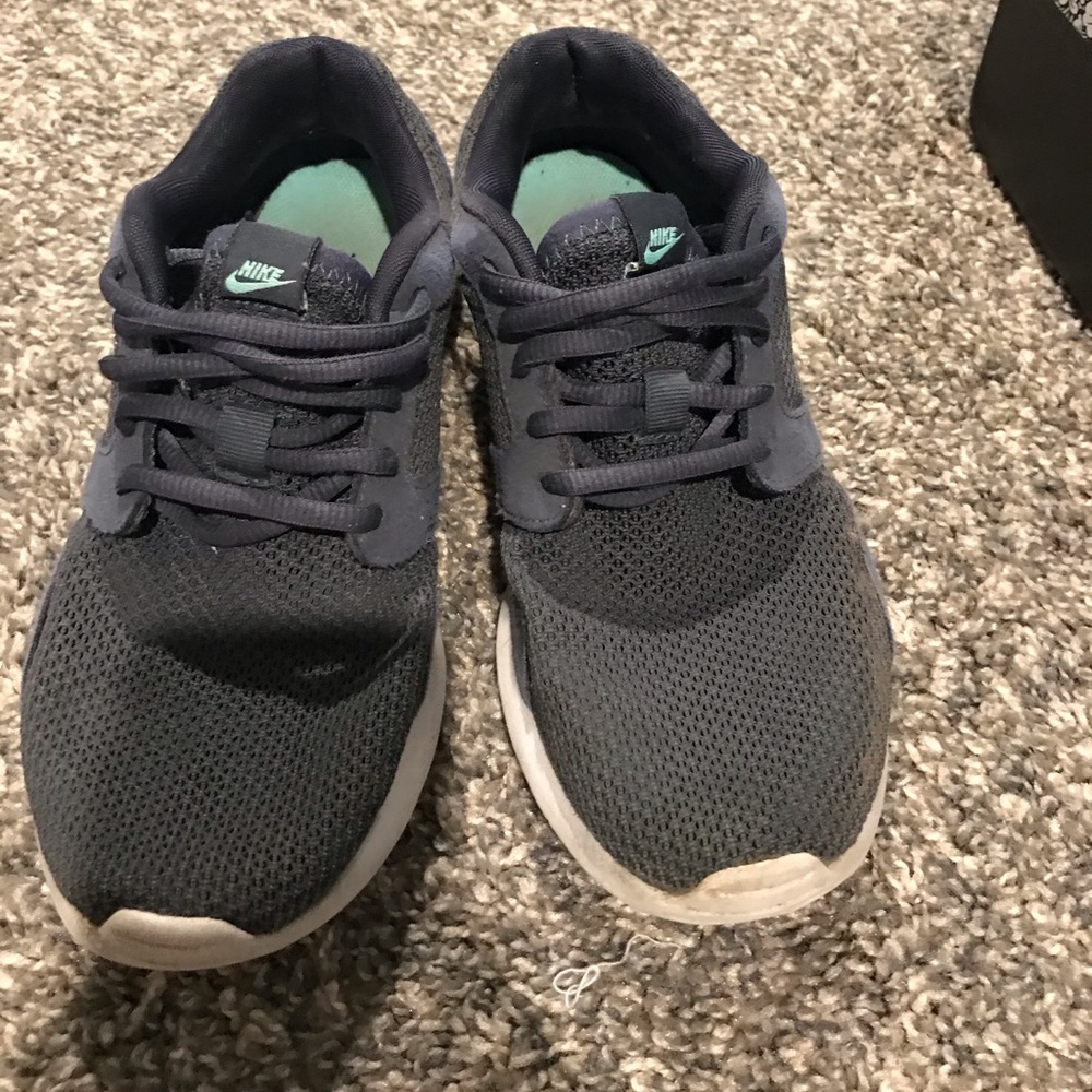 Women’s Nike tanjun